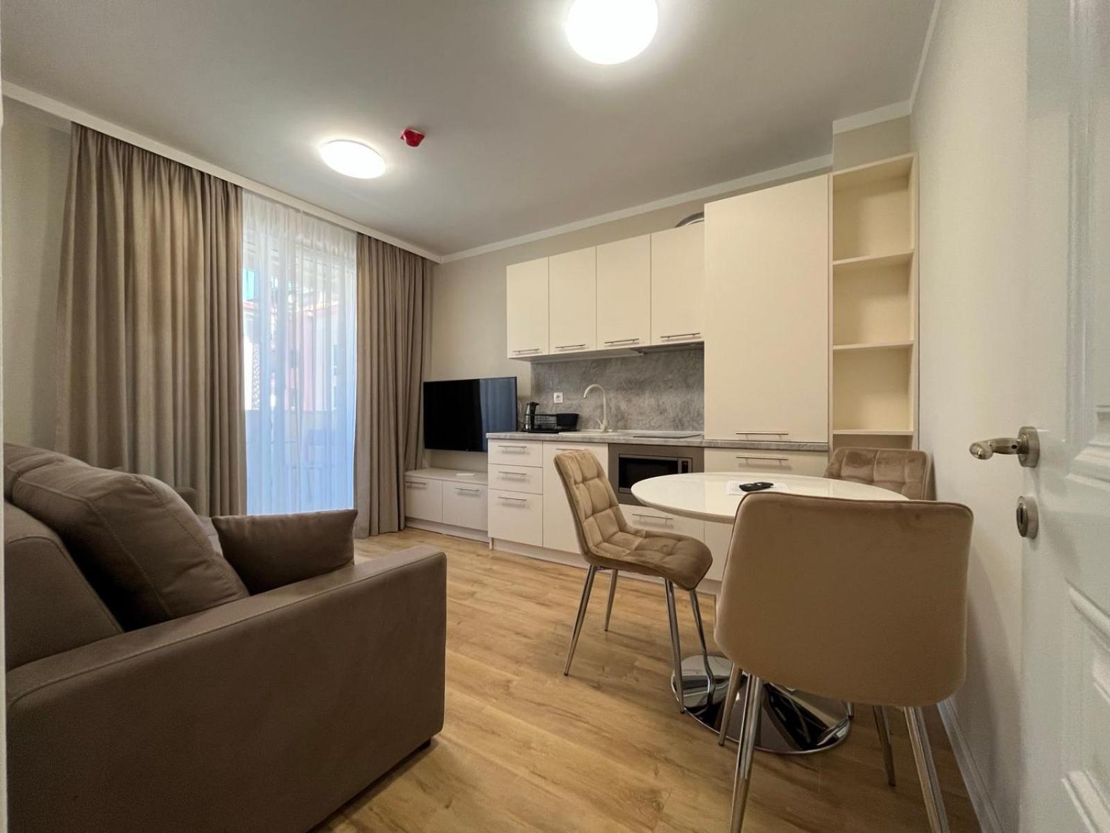 Bellicity Apart Complex Равда Номер фото